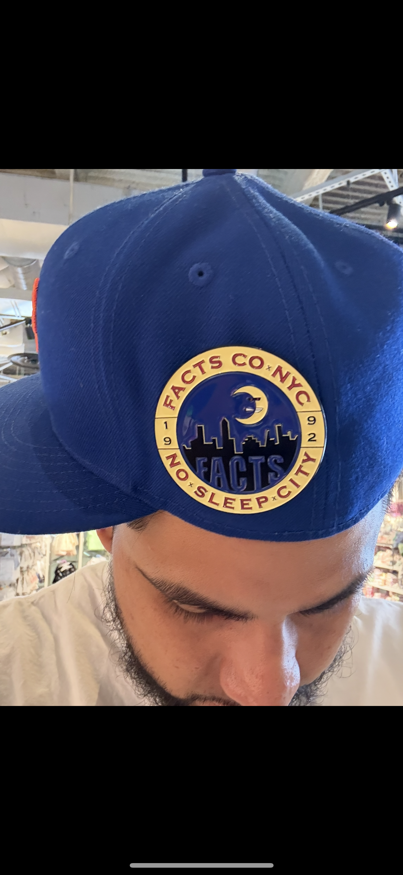 🚫😴🌃 No Sleep City Facts Co. XL Pin